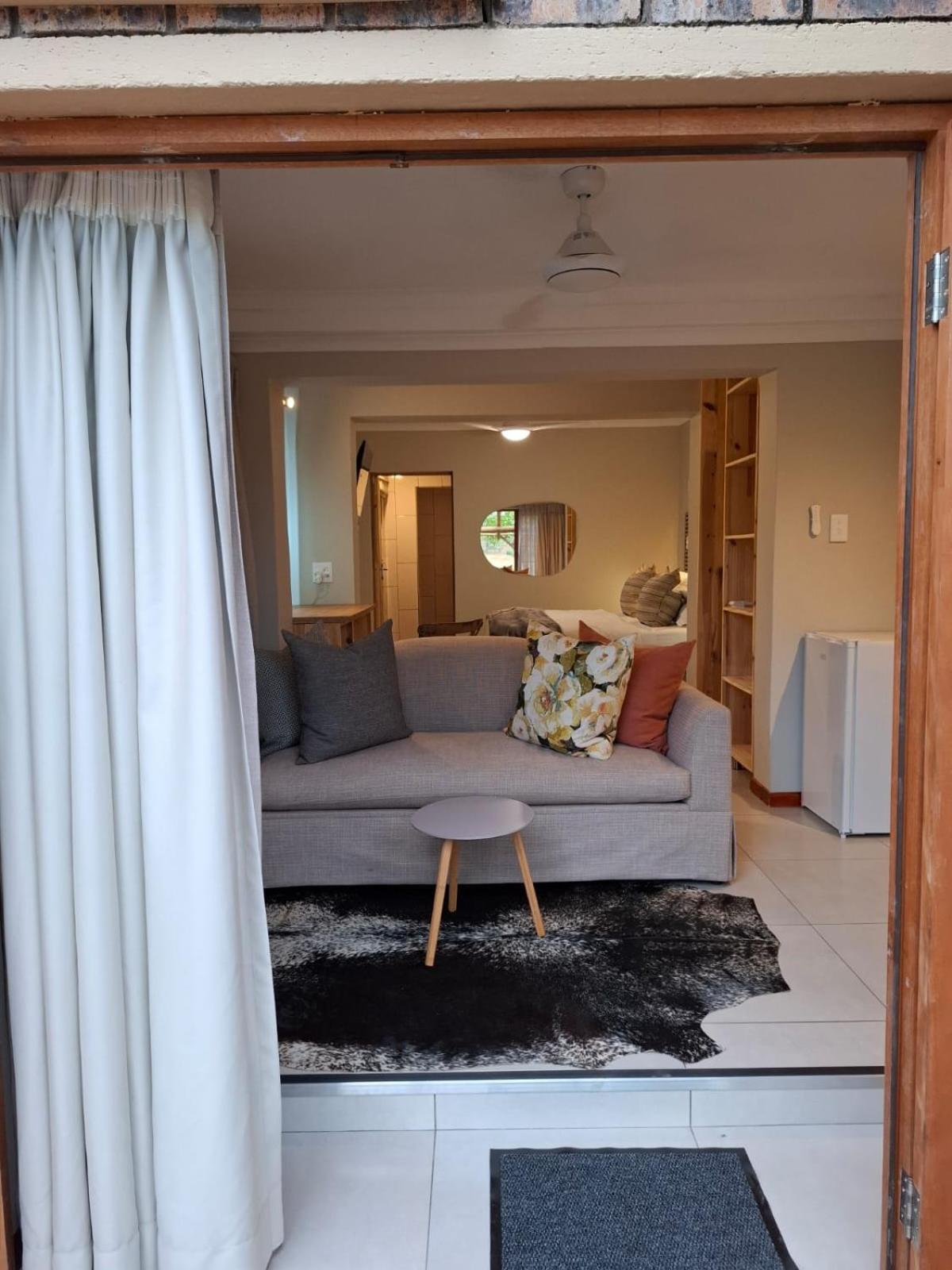 Kruger Riverside Lodge - No Load-Shedding Marloth Park Bagian luar foto