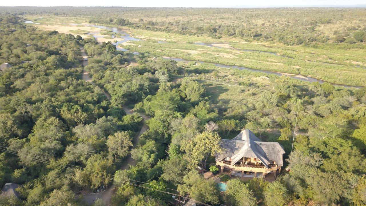 Kruger Riverside Lodge - No Load-Shedding Marloth Park Bagian luar foto